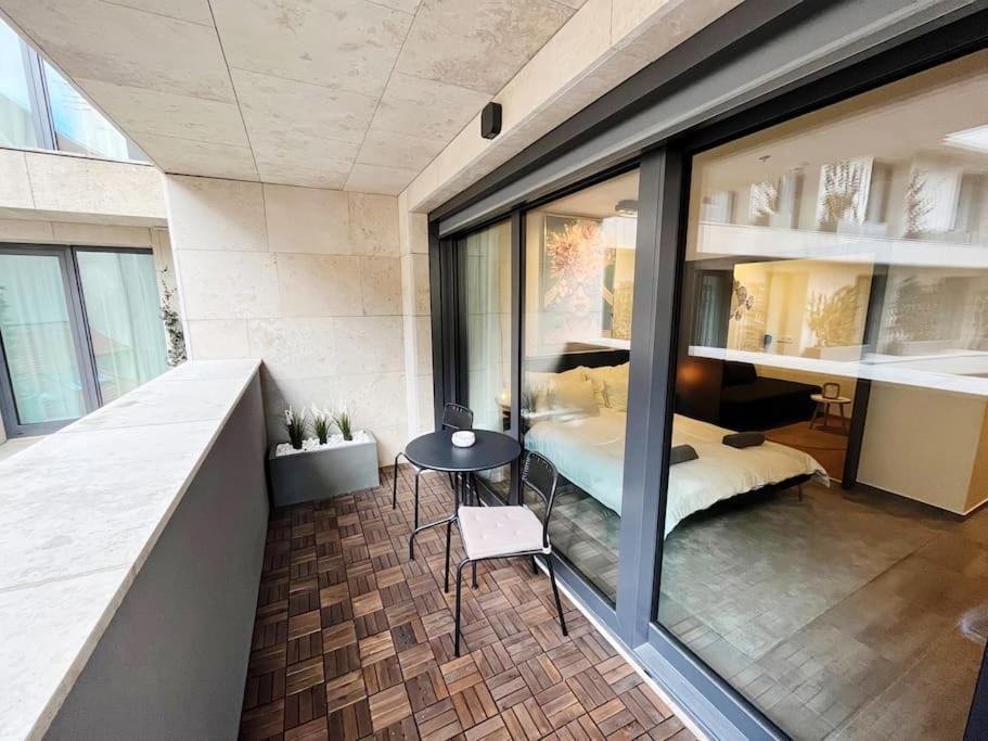 2Budapest Eye-Freegym And Sauna Luxury Home Exterior photo